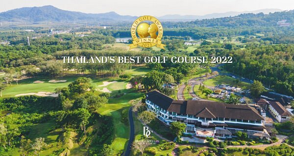 Find den bedste golfbane i Thailand 2021: The Blue Canyon Country Club. Den er kendt for sin imponerende Lakes Course, og den er et