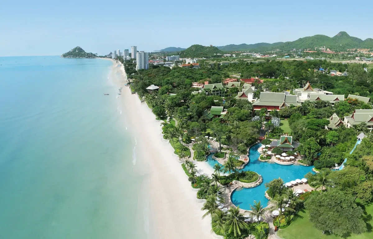 Utsikt over deler av strendene i Hua Hin